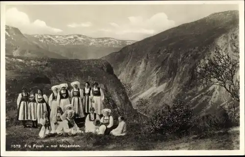 Ak Fra Fossli, Frauen in norwegischen Volkstrachten