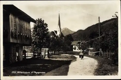 Ak Bad Wiessee in Oberbayern, Ortspartie, Kirche