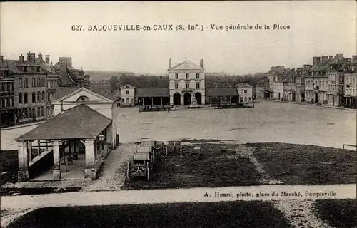 Ak Bacqueville en Caux Seine Maritime, Vue generale de la Place