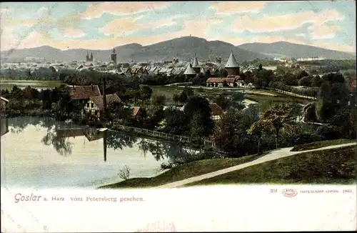 Ak Goslar am Harz, Blick auf den Ort vom Petersberg aus