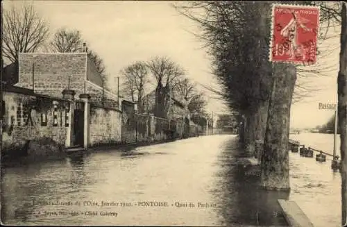 Ak Pontoise Val d'Oise, Les inondations de l'Oise, janvier 1910, Quai du Pothuis