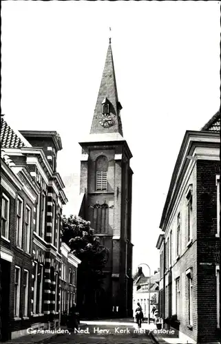 Ak Genemuiden Overijssel, Ned. Herv. Kerk met Pastorie