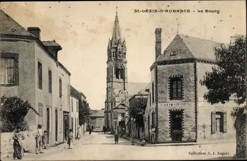 Ak Saint Lézin d'Aubance Maine et Loire, Le Bourg, Eglise