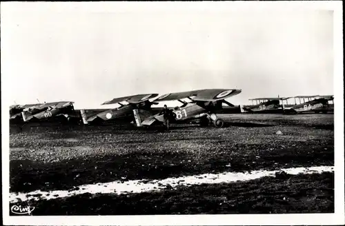 Ak Istres-Aviation, Groupe d'avions