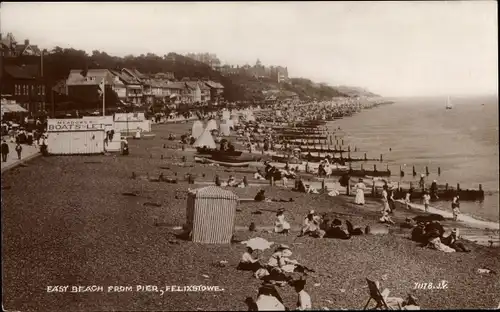 Ak Felixstowe Suffolk England, East Beach from Pier