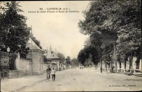 Ak Saumur Maine et Loire, Avenue de Saint Florent, Ecole de Cavalerie