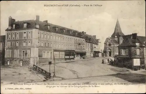 Ak Beaumont en Auge Calvados, Place de l'Abbaye