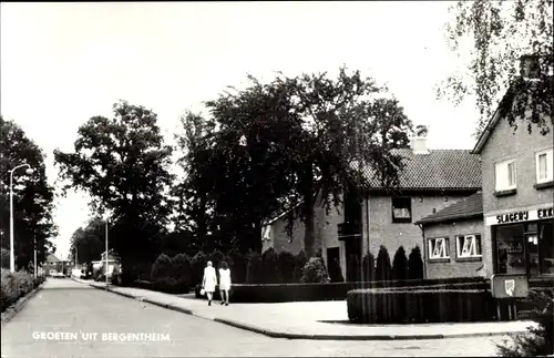 Ak Bergentheim Overijssel, Straßenpartie