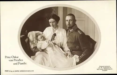 Ak Oskar Prinz von Preußen mit Familie, Gräfin Ina Marie