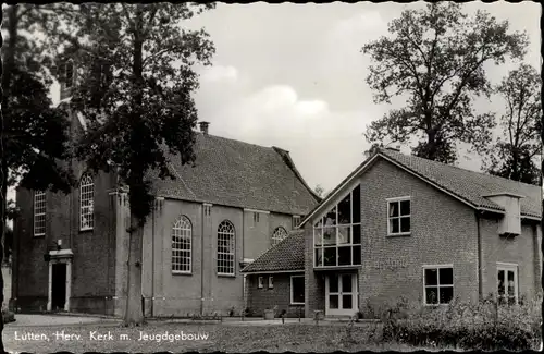 Ak Lutten Overijssel, Herv. Kerk met Jeugdgebouw