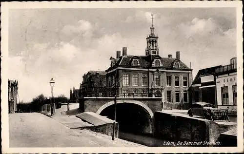 Ak Edam Volendam Nordholland, De Dam met Stadthuis