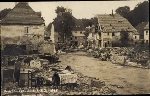 Foto Ak Bad Gottleuba Berggießhübel in Sachsen, Zerstörte Häuser, Unwetterkatastrophe 1927