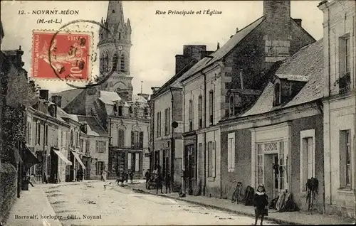 Ak Noyant Meon Maine et Loire, Rue principale et l'eglise