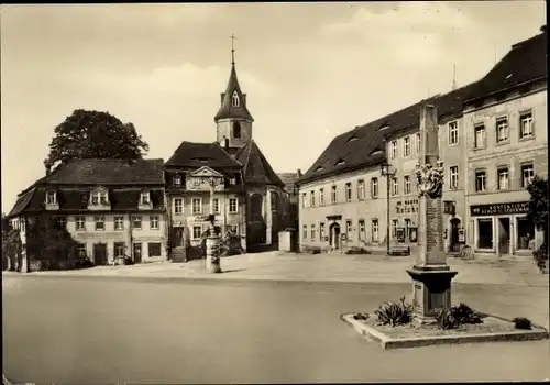 Ak Mutzschen Grimma in Sachsen, Karl Liebknecht Platz, Denkmal