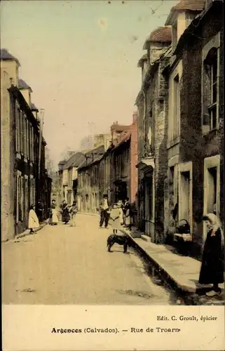 Ak Argences Calvados, Rue de Troarn
