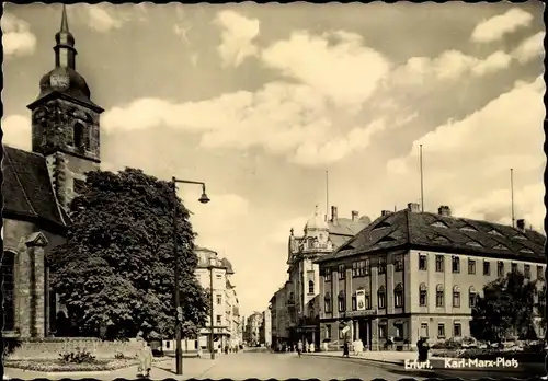 Ak Erfurt in Thüringen, Karl Marx Platz mit Kirche