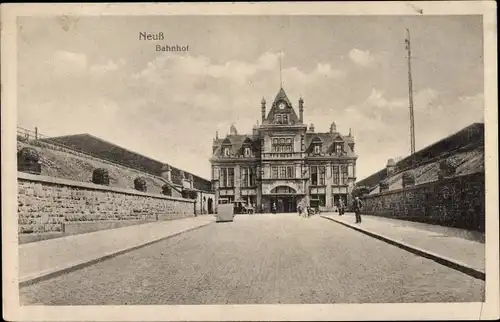 Ak Neuss am Rhein, Bahnhof