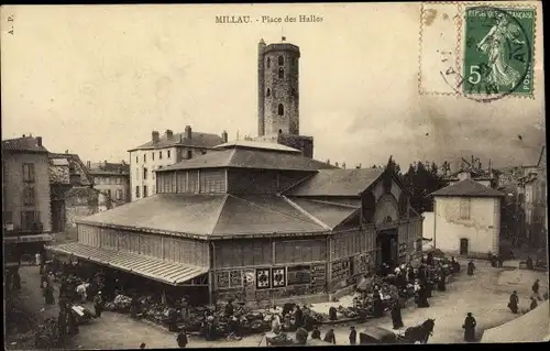 Ak Millau Aveyron, Place des Halles