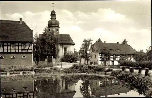 Ak Weißbach Schmölln in Thüringen, Dorfteich, Kirche