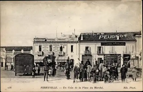 Ak Menzel Bourguiba Ferryville Tunesien, Un Coin de la Place du Marché