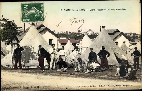 Ak Larzac Aveyron, Le Camp, Dans l'attente du Vaguemestre