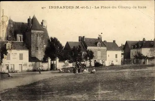 Ak Ingrandes Maine-et-Loire, La Place du Champ de foire
