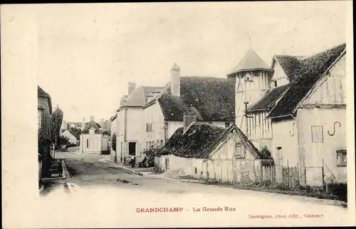 Ak Grandchamp Nièvre, La Grande Rue