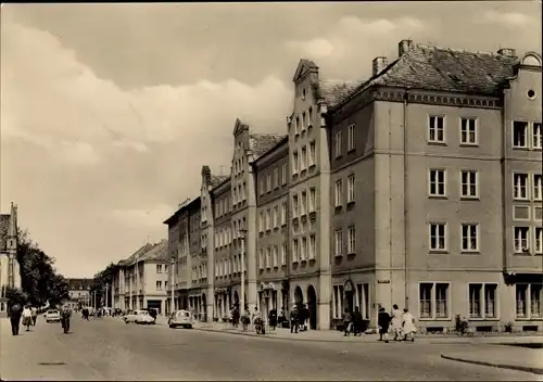 Ak Neubrandenburg in Mecklenburg, Reutercafe in der Ernst-Thälmann-Straße