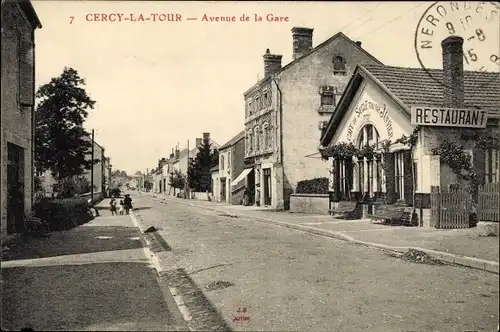 Ak Cercy la Tour Nièvre, Avenue de la Gare