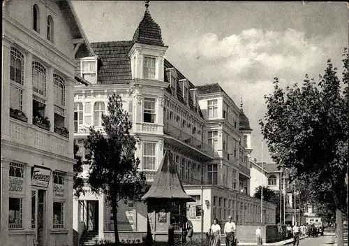 Ak Ostseebad Ahlbeck Heringsdorf auf Usedom, Straßenpartie, Tabakladen