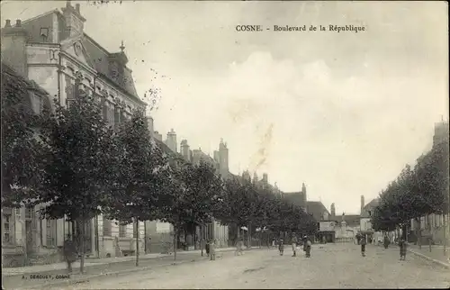 Ak Cosne Nièvre, Boulevard de la Republique