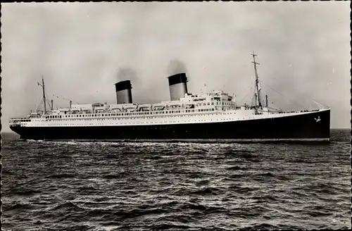 Ak Passagierschiff Ile de France, French Line