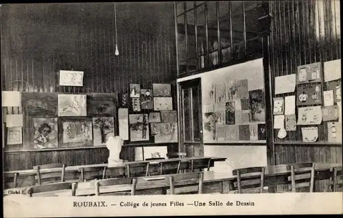 Ak Roubaix Nord, College de jeunes Filles, Une Salle de Dessain