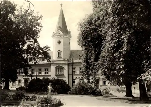 Ak Berga an der Elster Thüringen, Rathaus, Platz der Deutsch Sowjetischen Freundschaft