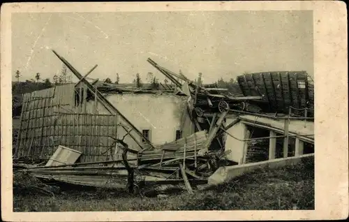 Ak La Chaux de Fonds Kanton Neuenburg, Cyclone 12. Juni 1926, Férme détruite