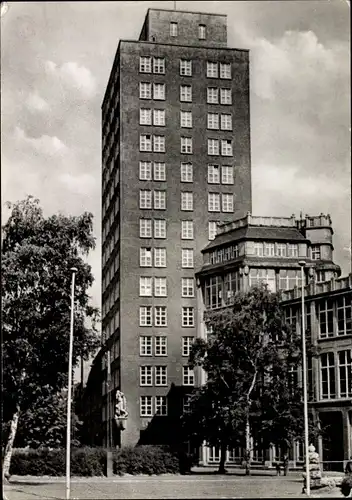 Ak Jena in Thüringen, Hochhaus VEB Carl Zeiss