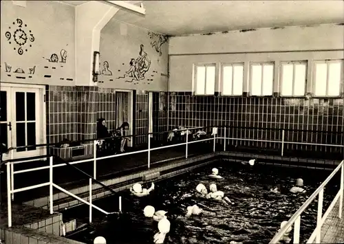 Ak Eisenberg in Thüringen, Rudolf Elle Krankenhaus, Schwimmhalle, Innenansicht