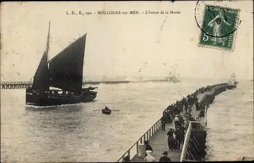 Ak Boulogne sur Mer Pas de Calais, L'heure de la Maree