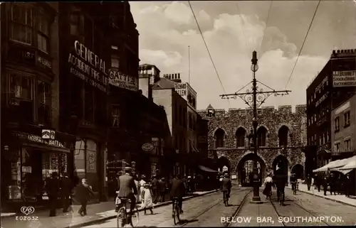 Ak Southampton Hampshire England, Below Bar