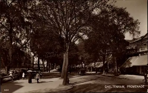 Ak Cheltenham Gloucestershire England, Promenade