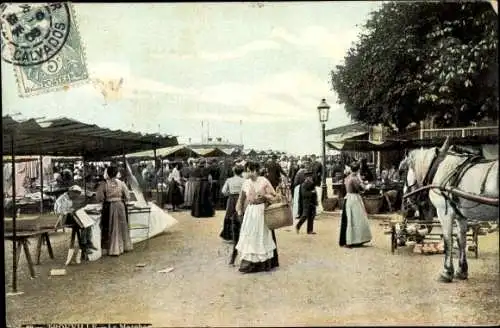 Ak Trouville Calvados, Le Marche