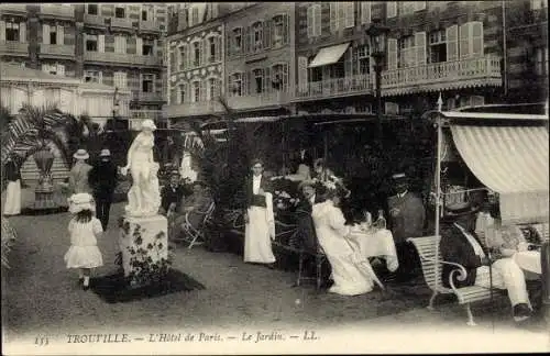 Ak Trouville Calvados, L'Hotel de Paris, Le Jardin