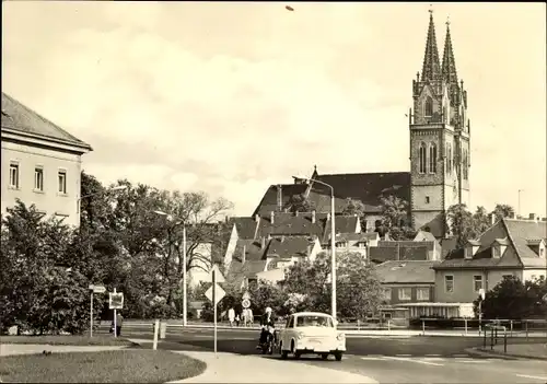 Ak Oschatz in Sachsen, Kirche St. Aegidien, Trabant