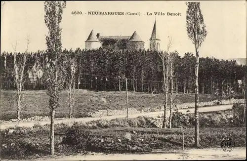 Ak Neussargues Cantal, La Villa Benoit