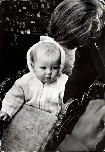 Ak Lech Vorarlberg, Prinzessin Beatrix der Niederlande, Willem Alexander als Kleinkind, März 1968