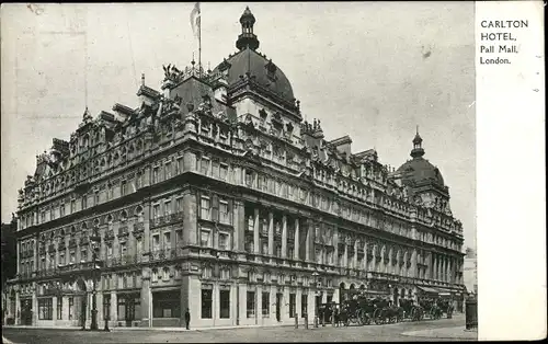 Ak London City England, Carlton Hotel, Pall Mall
