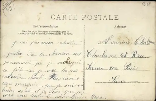 Ak Courleon Maine et Loire, Junge Frau mit Blumenstrauß, Portrait