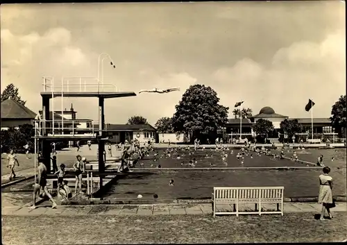 Ak Waltershausen in Thüringen, Schwimmbad, Freibad