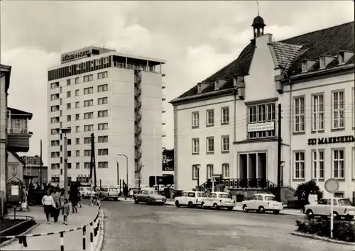 Ak Sassnitz auf Rügen, Ostsee Hotel, Seemannsheim John Schehr