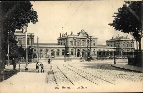 Ak Reims Marne, La Gare